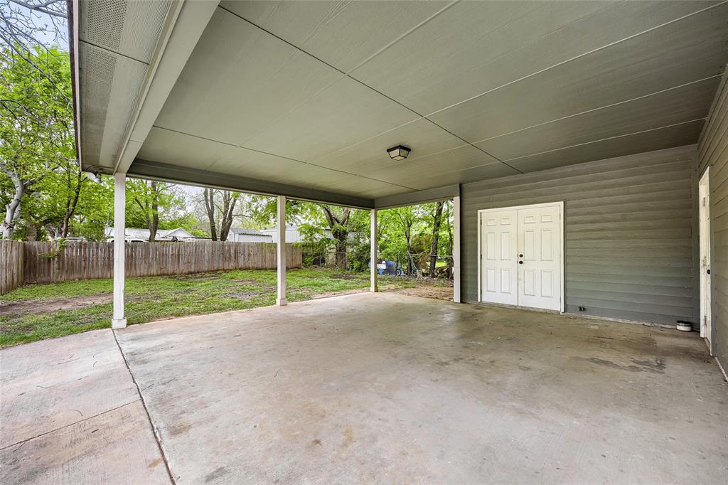 1101 Baird Street Cleburne, TX 76033 - Photo 25 of 27