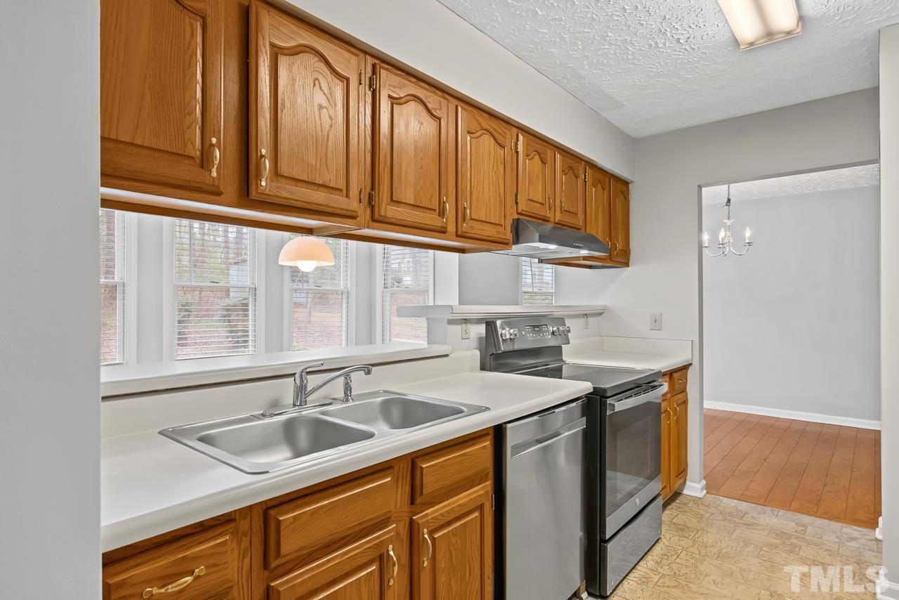 5541 Millrace Trail Raleigh, NC 27606 - Photo 7 of 33 Gallery Image 7