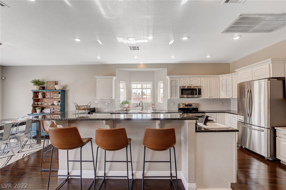 3216 Quaint Ranch Street Logandale, NV 89021 - Photo 13 of 38 Gallery Image 13