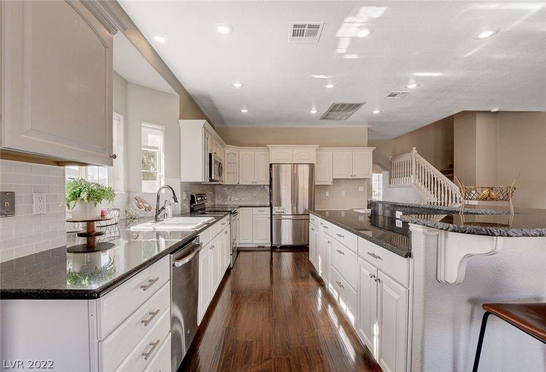 3216 Quaint Ranch Street Logandale, NV 89021 - Photo 3 of 38 Gallery Image 3