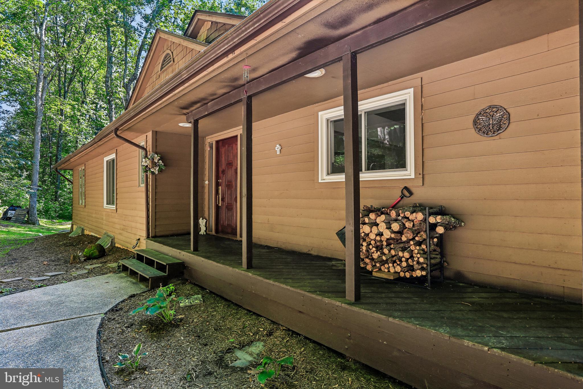 810 Governor Bridge Road Davidsonville, MD 21035 - Photo 2 of 68 Front Porch