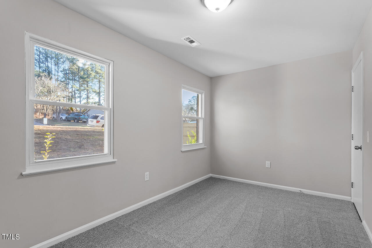 1209 Hazelnut Drive Raleigh, NC 27610 - Photo 14 of 24 1209 Hazelnut Dr_31
