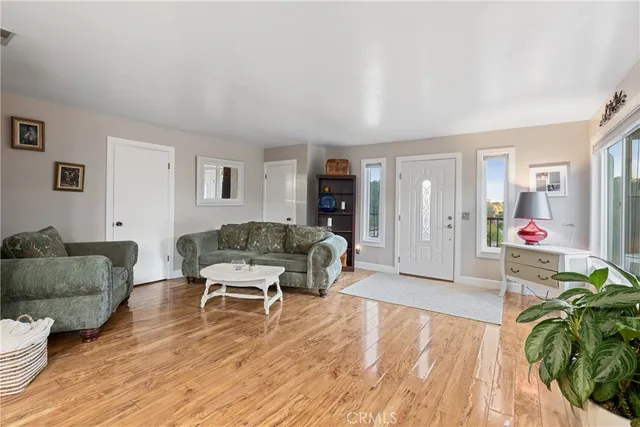 $999,000 | 555 Ladera Place, Arroyo Grande, CA 93420