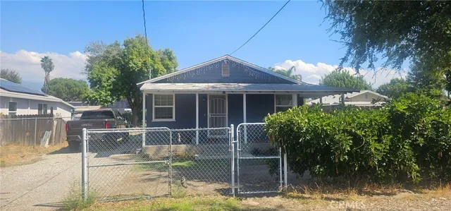 a house view with a garden space