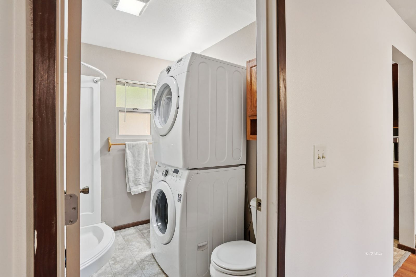 25140 Lodge Road Idyllwild, CA 92549 - Photo 11 of 40 Bathroom 1