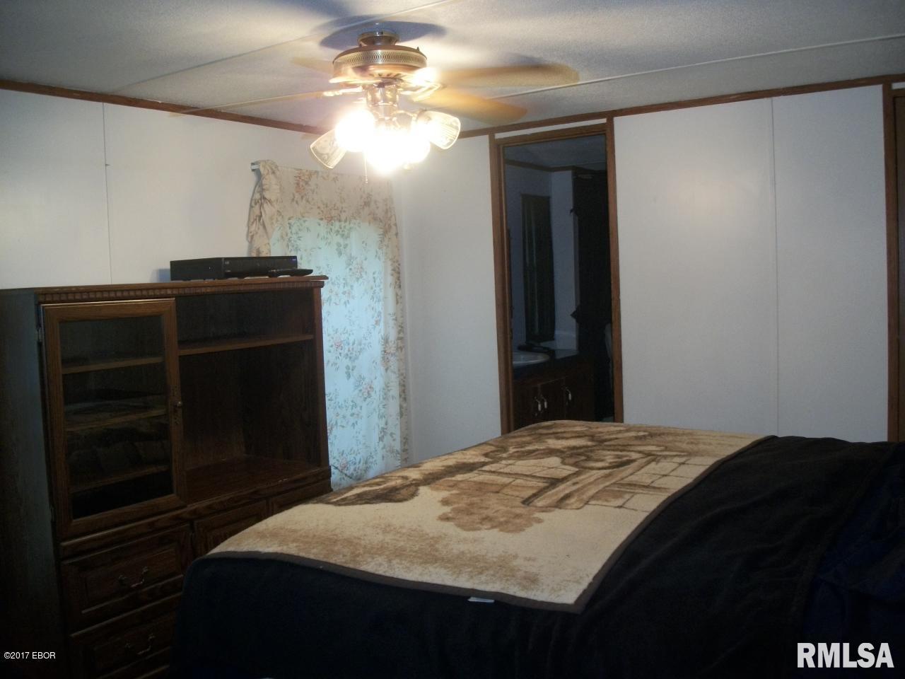 1685 Raintree Road Harrisburg, IL 62946 - Photo 8 of 34 Gallery Image 8