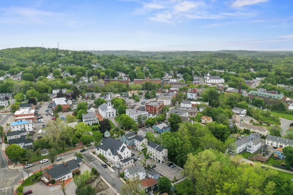 140 Main Street, Unit E Amesbury, MA 01913 - Photo 34 of 35 an aerial view of multiple house