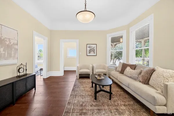 $930,000 | 531 East Washington Street, Petaluma, CA 94952