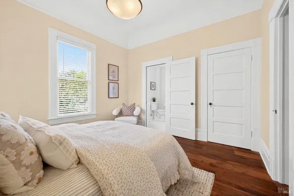 $930,000 | 531 East Washington Street, Petaluma, CA 94952