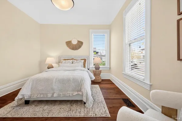 $930,000 | 531 East Washington Street, Petaluma, CA 94952