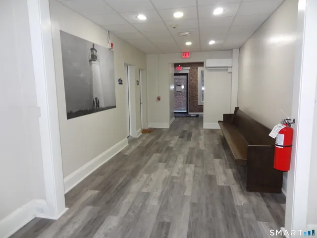 $1,895 | 2806 Fairfield Avenue, Unit 103, Bridgeport, CT 06605