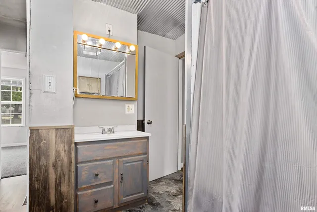 $159,900 | 443 West Wilmot Street, Chillicothe, IL 61523