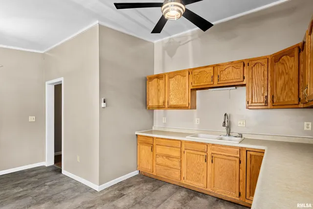 $159,900 | 443 West Wilmot Street, Chillicothe, IL 61523