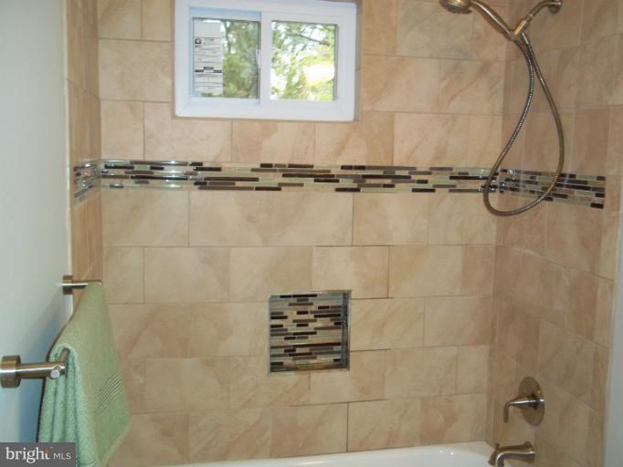 1955 Seminary Road Silver Spring, MD 20910 - Photo 16 of 25 Bath