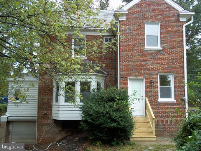 1955 Seminary Road Silver Spring, MD 20910 - Photo 24 of 25 Exterior (Rear)
