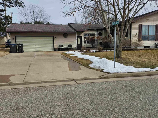 $334,900 | 145 Forest Montello Wi 53949, Montello, WI 53949