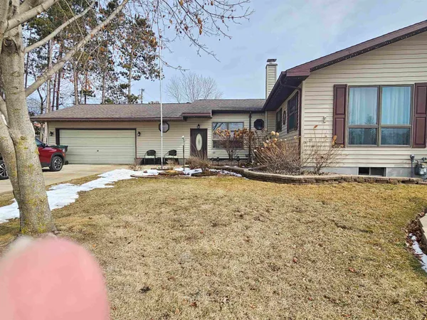 $334,900 | 145 Forest Montello Wi 53949, Montello, WI 53949