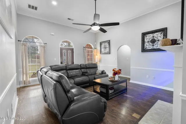 $389,900 | 208 Elkwood Lane, Hernando, MS 38632