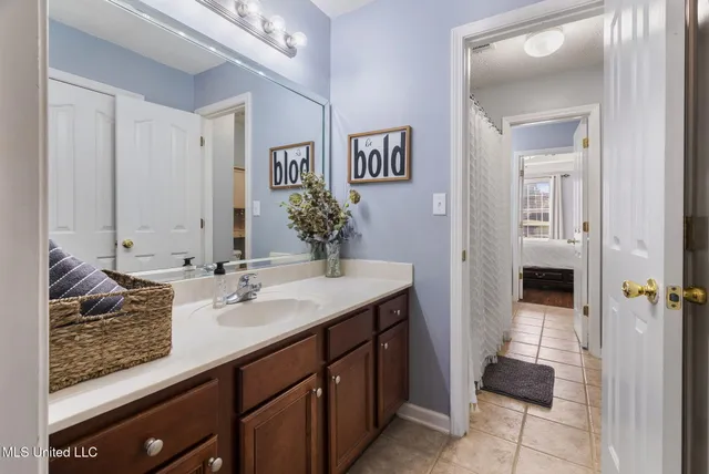 $394,900 | 208 Elkwood Lane, Hernando, MS 38632