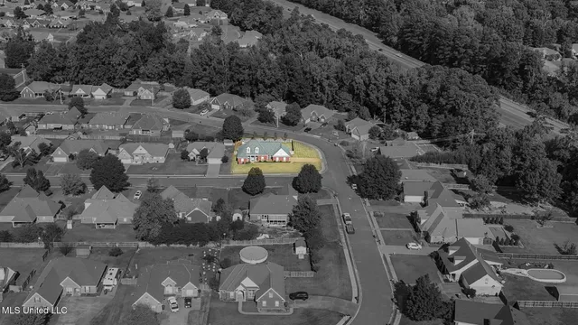 $389,900 | 208 Elkwood Lane, Hernando, MS 38632
