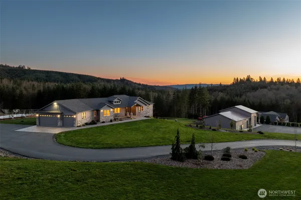 $1,374,900 | 300 Cross Creek Road, Kelso, WA 98626