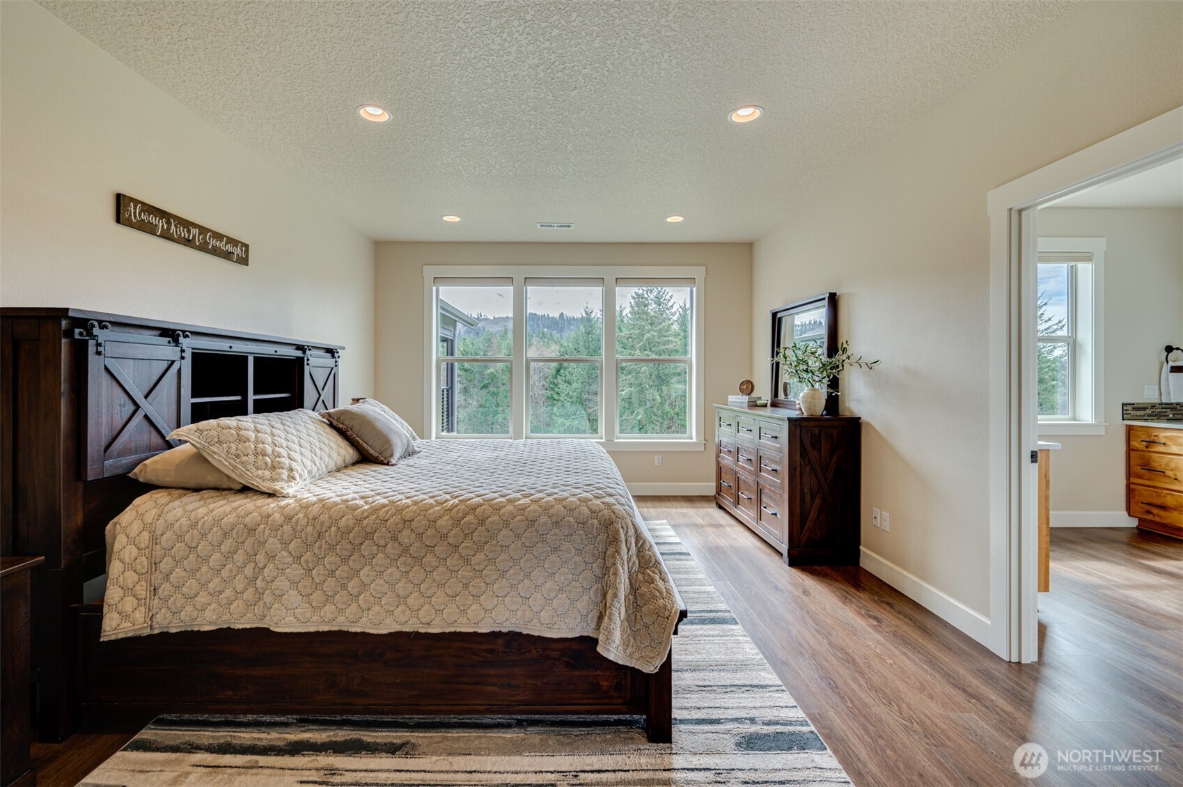 300 Cross Creek Road Kelso, WA 98626 - Photo 11 of 40