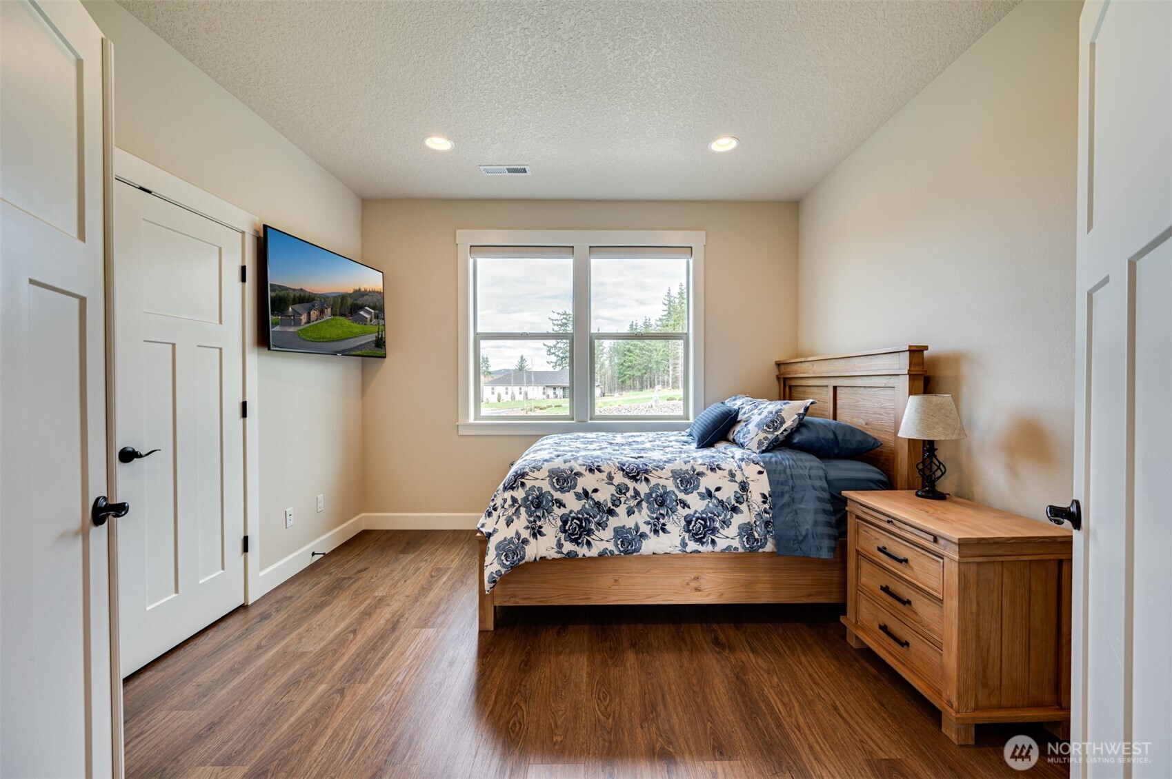 300 Cross Creek Road Kelso, WA 98626 - Photo 19 of 40