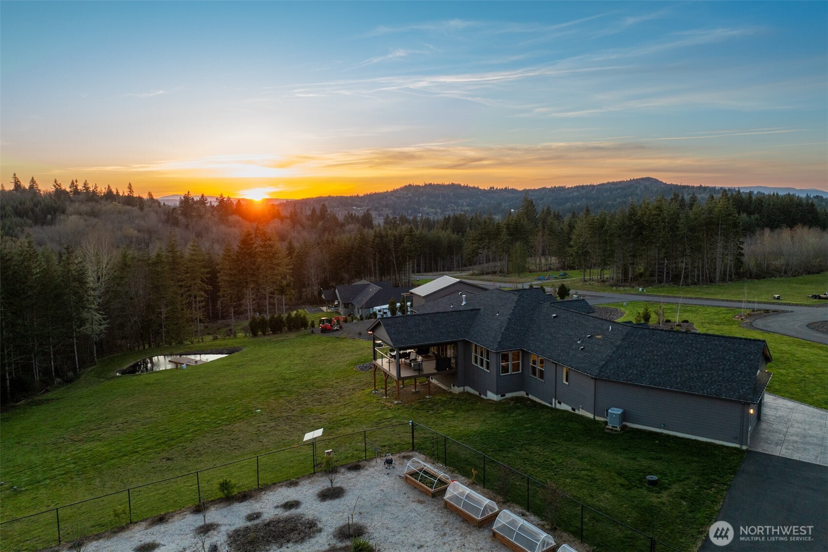 300 Cross Creek Road Kelso, WA 98626 - Photo 34 of 40