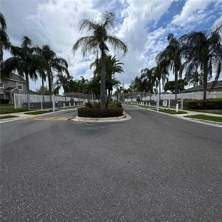 $252,000 | 306 Kensington Lake Circle, Brandon, FL 33511