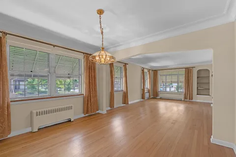 $698,500 | 2001 North 73rd Court, Elmwood Park, IL 60707
