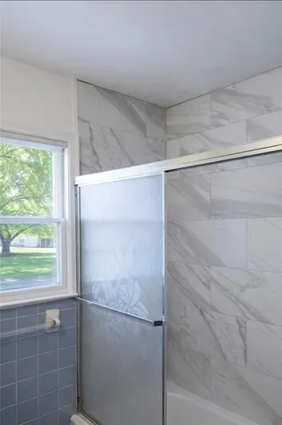 $183,999 | 9817 East 60th Terrace, Raytown, MO 64133