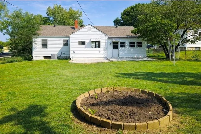 $183,999 | 9817 East 60th Terrace, Raytown, MO 64133