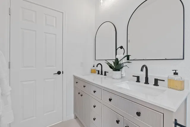 $250,000 | 738 Chihuahua Street, Lockhart, TX 78644