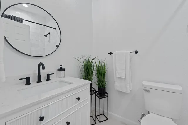 $250,000 | 738 Chihuahua Street, Lockhart, TX 78644