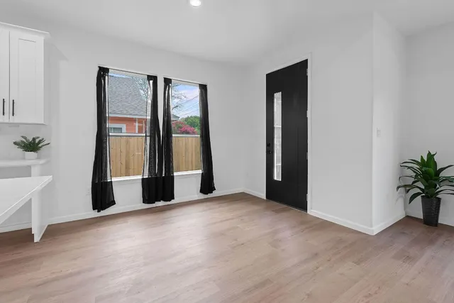 $250,000 | 738 Chihuahua Street, Lockhart, TX 78644