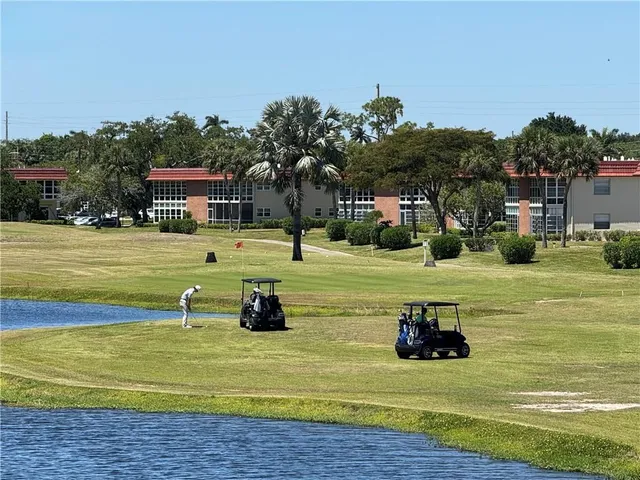 $1,475 | 11 Vista Palm Lane, Unit 103, Vero Beach, FL 32962