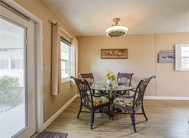 $1,475 | 11 Vista Palm Lane, Unit 103, Vero Beach, FL 32962