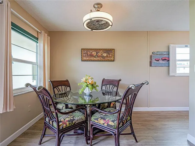 $1,475 | 11 Vista Palm Lane, Unit 103, Vero Beach, FL 32962