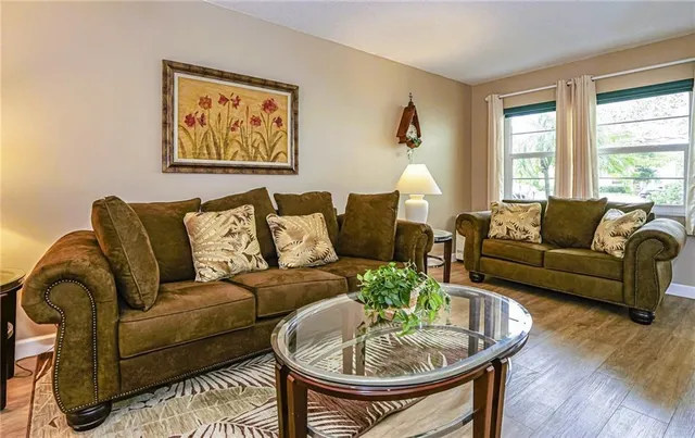 $1,475 | 11 Vista Palm Lane, Unit 103, Vero Beach, FL 32962