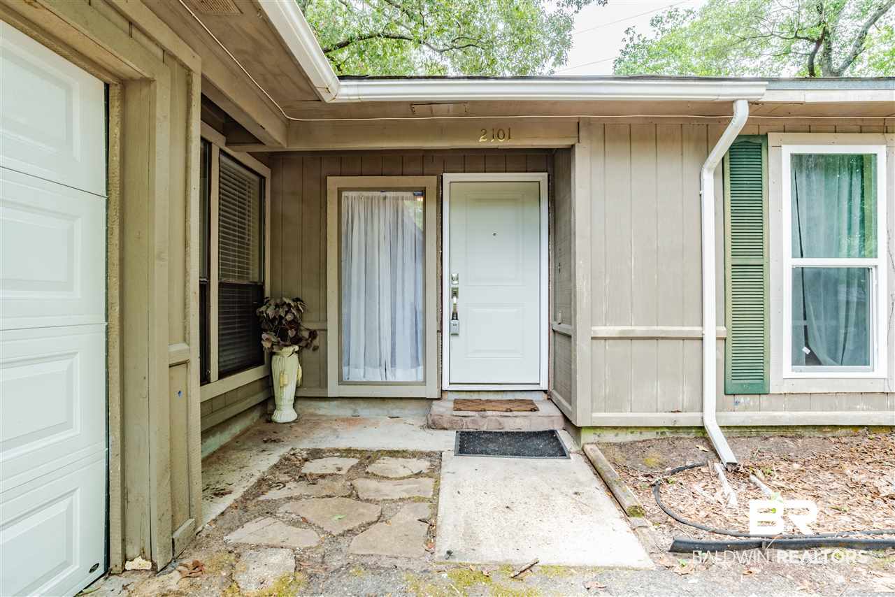 2101 Bismark Court Mobile, AL 36618 - Photo 2 of 20