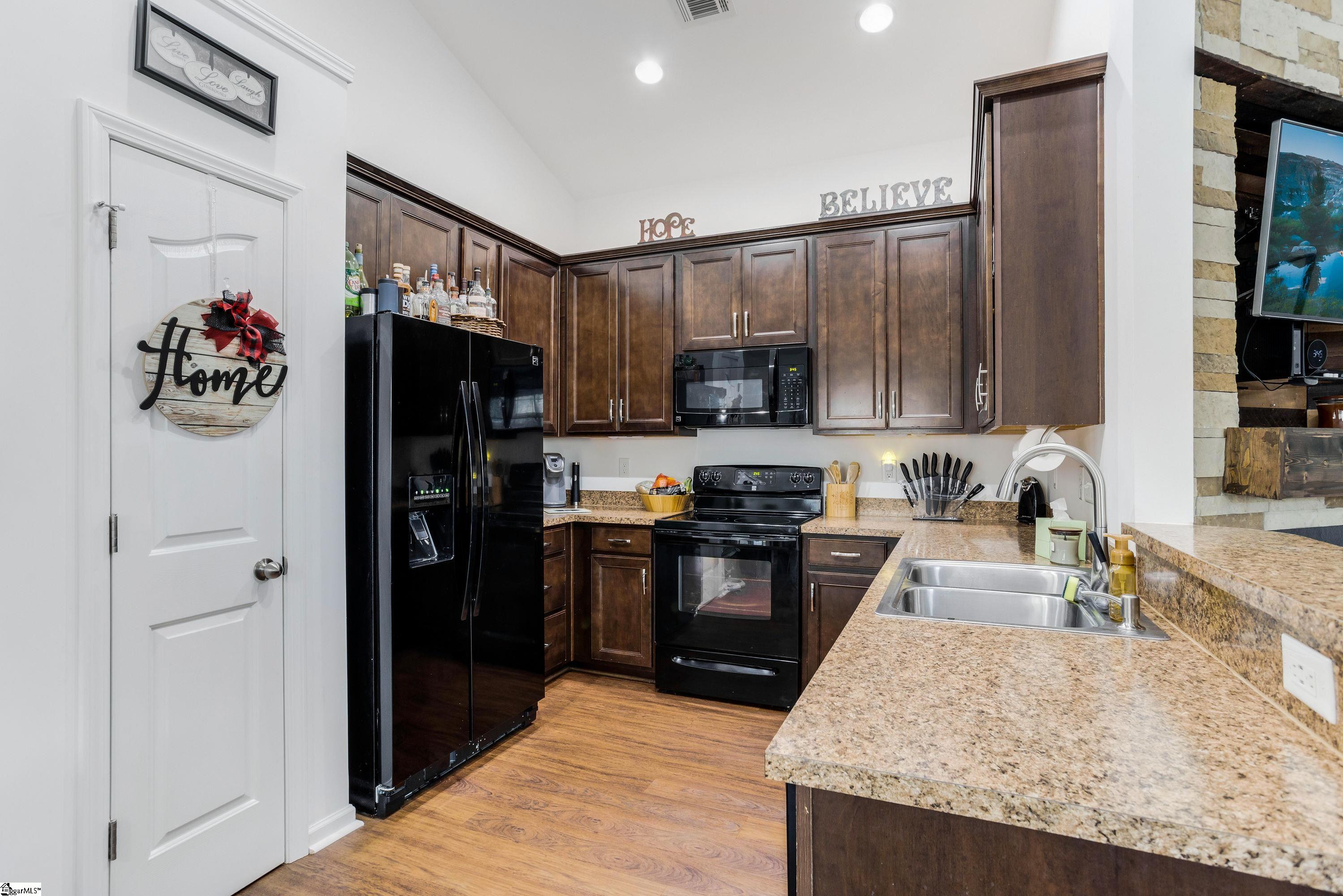319 Riverdale Road Simpsonville, SC 29680 - Photo 12 of 34 Gallery Image 12