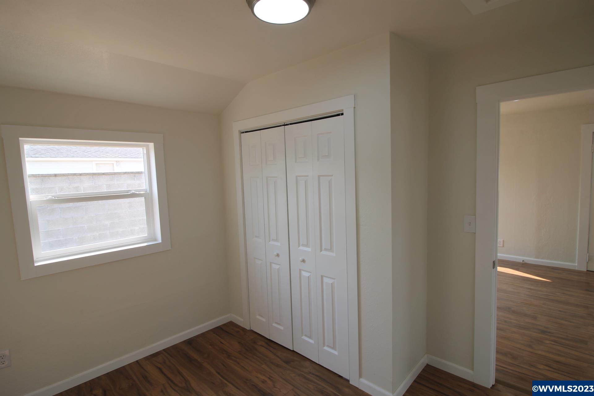 311 Gilbert Street Lebanon, OR 97355 - Photo 14 of 33