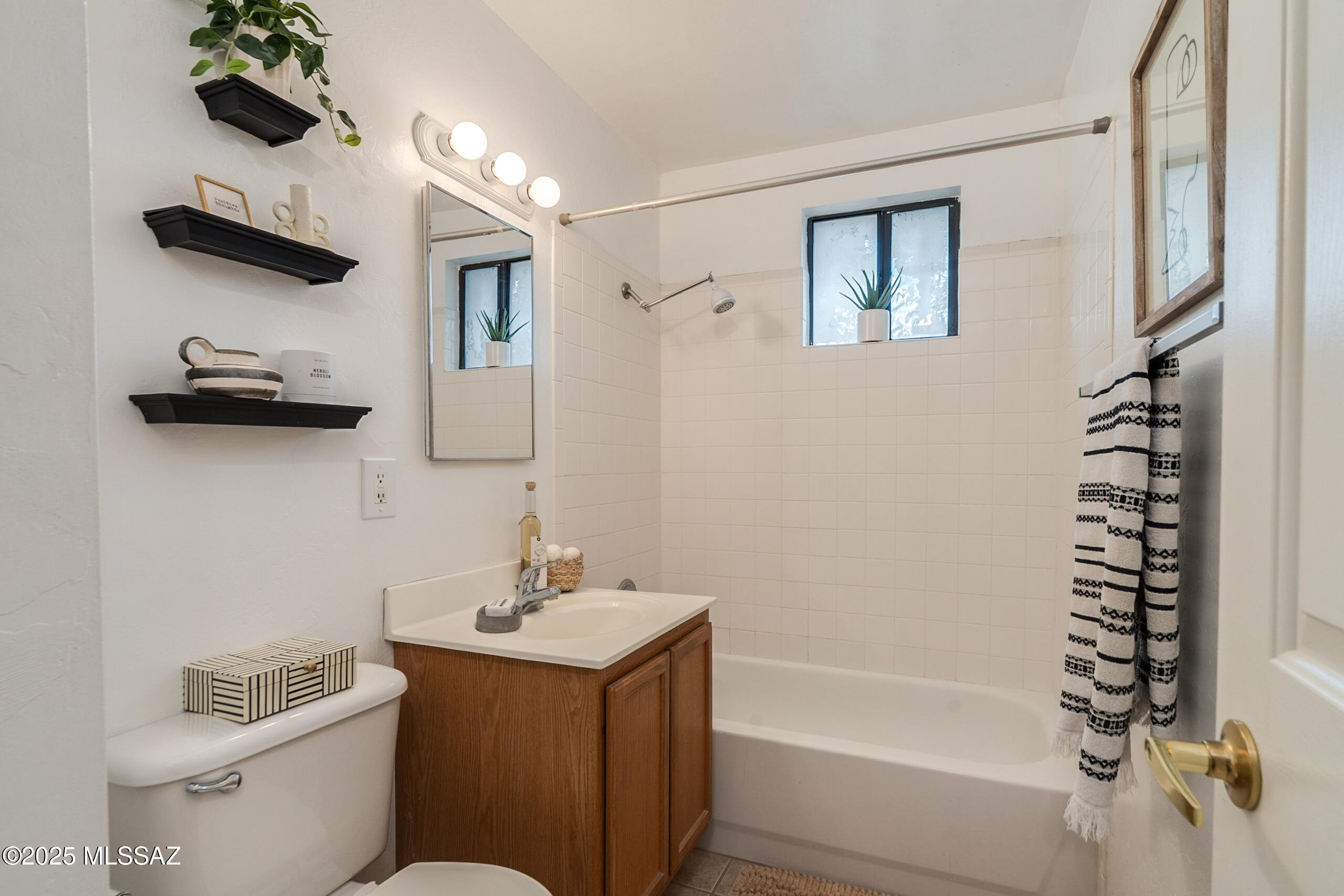 350 North Silverbell Road, Unit 176 Tucson, AZ 85745 - Photo 12 of 27 Gallery Image 12