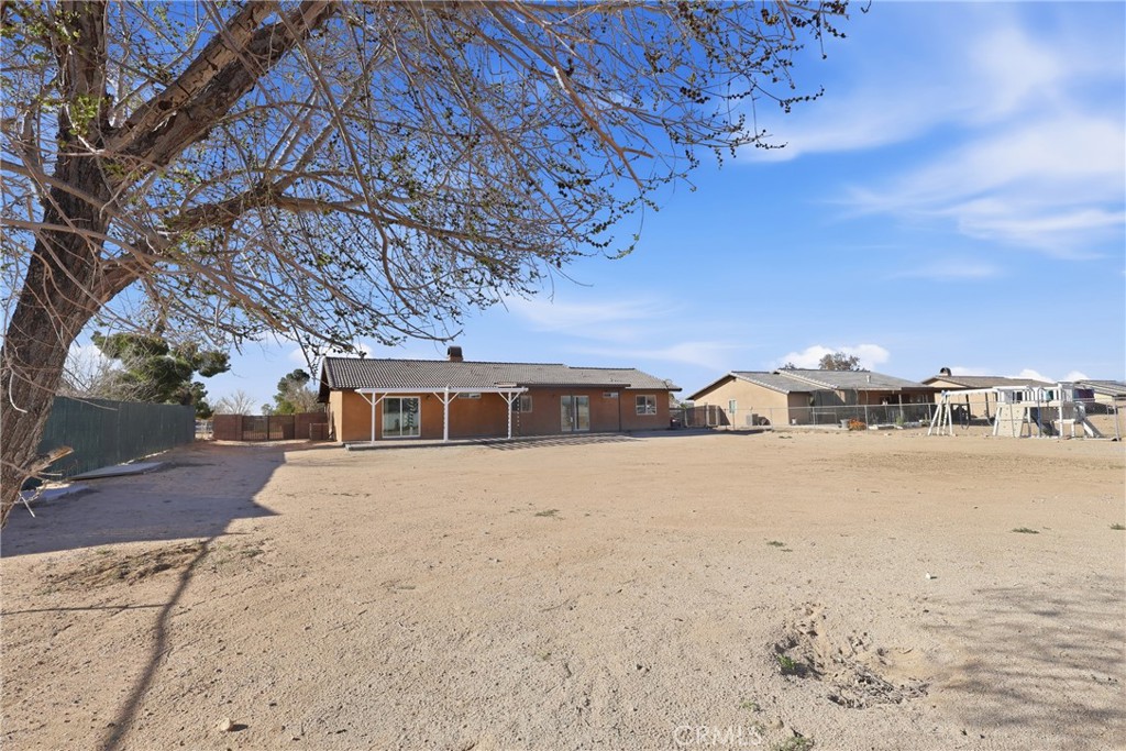 13071 Clallam Road Apple Valley, CA 92308 - Photo 31 of 37