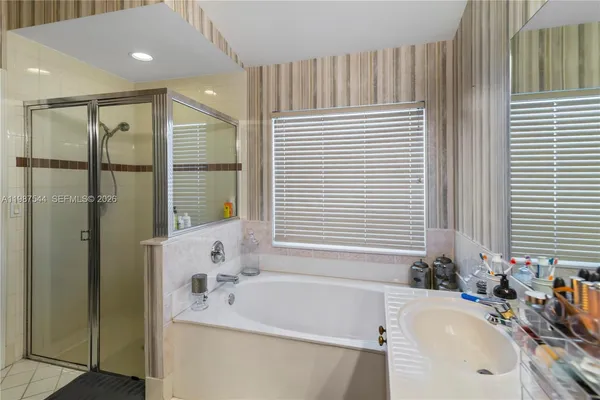 $3,900 | 1886 Northwest 145th Terrace, Pembroke Pines, FL 33028