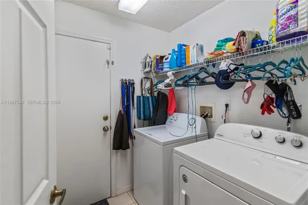 $3,900 | 1886 Northwest 145th Terrace, Pembroke Pines, FL 33028