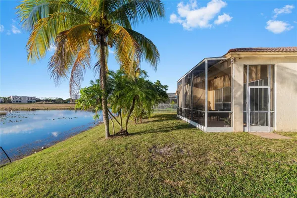 $3,900 | 1886 Northwest 145th Terrace, Pembroke Pines, FL 33028