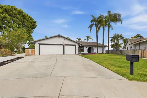 $1,450,000 | 5401 Horse Ridge Way, Bonita, CA 91902