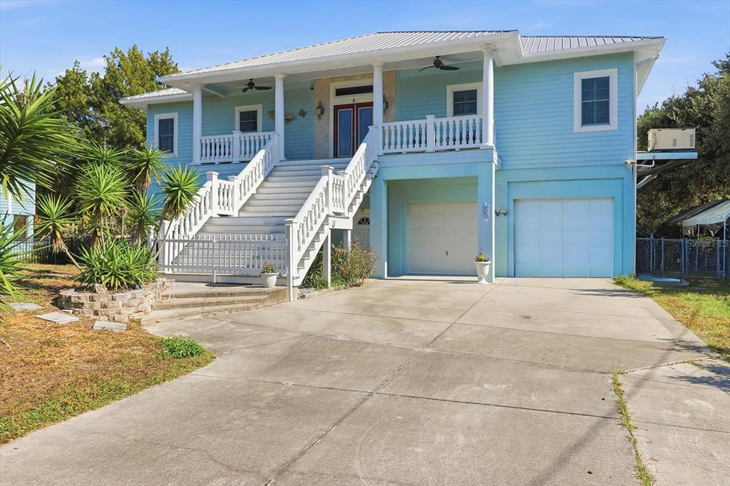 5 Palm Drive Yankeetown, FL 34498 - Photo 4 of 53 a house with a outdoor space