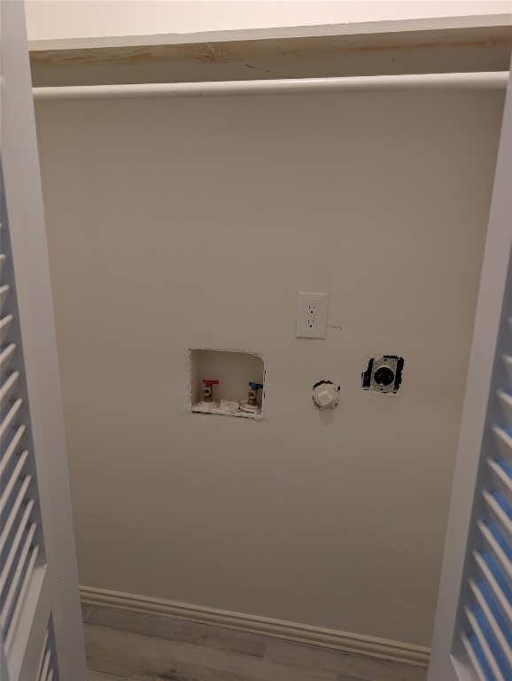 1210 Windsor Road, Unit 117 Austin, TX 78703 - Photo 17 of 17 a view of a closet